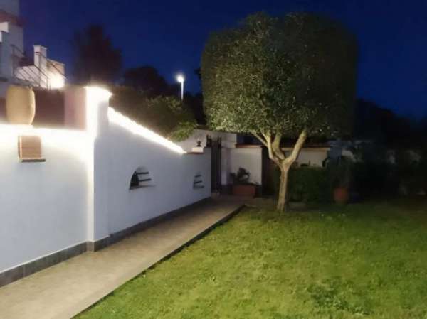 Foto OSTIA ANTICA BILOCALE CON GIARDINO