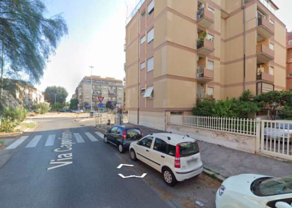 Foto OSTIA LEVANTE BILOCALE CON BALCONE