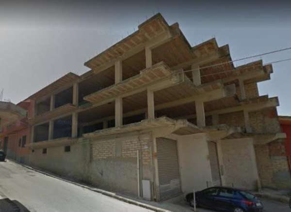 Foto Palazzo in affitto a Licata - 1 locale 750mq