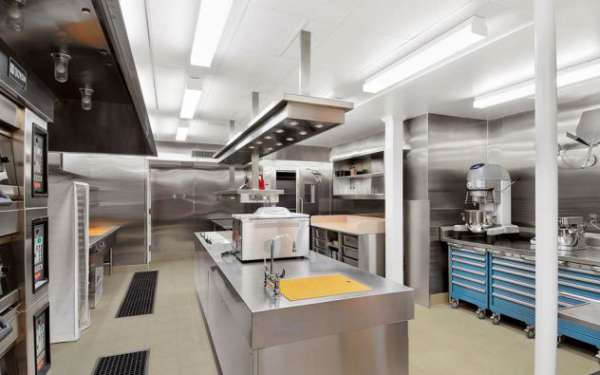 Foto PASTICCERIA CON LABORATORIO IDEALE PER FAMIGLIA