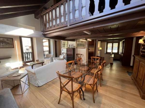 Foto Pentalocale in affitto a Courmayeur