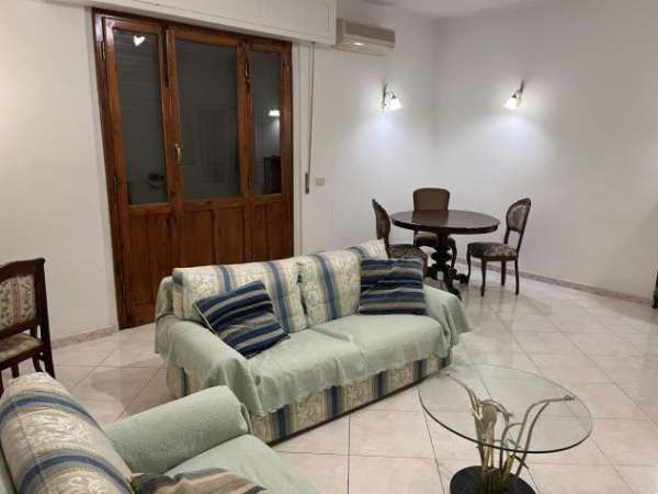 Foto Pentalocale in affitto a Massa