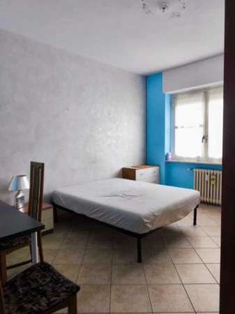 Foto Pentalocale in affitto a Torino