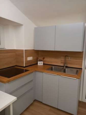 Foto Per brevi periodi centro pedonale nuovo accessoriato con terrazzina