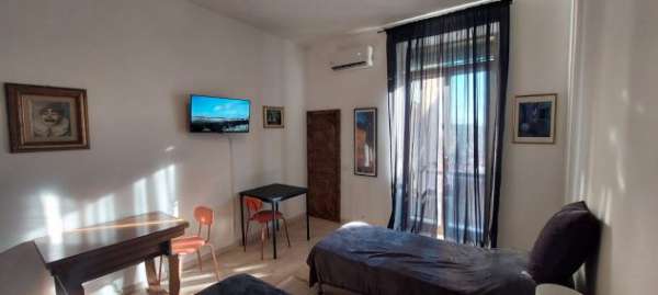 Foto PER STUDENTI 2 POSTI LETTO MONOLOCALE 38 MQ CENTRO STORICO
