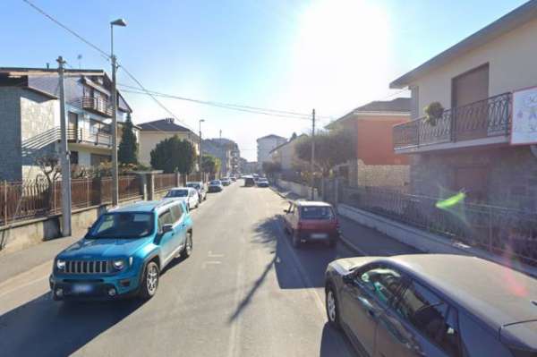 Foto PIANEZZA TRILOCALE CON GIARDINO PRIVATO E GARAGE