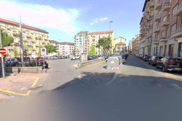 Foto PIAZZA BARCELLONA DECOROSO TRILO/QUADRI RISTRUTTURATO