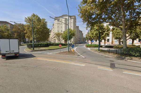 Foto PIAZZA BERNINI TRILOCALE RISTRUTTURATO CON BOX AUTO