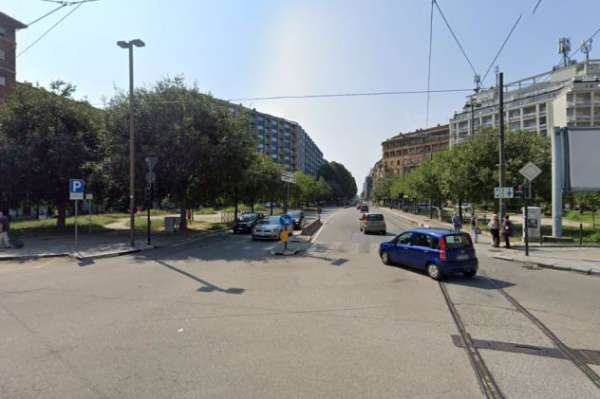 Foto PIAZZA CARDUCCI BILOCALE RISTRUTTURATO CON TERRAZZINO