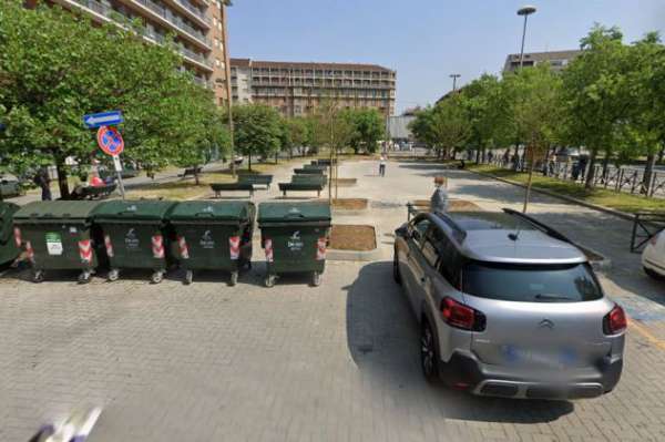 Foto PIAZZA CARDUCCI DECOROSO E LUMINOSO QUADRILOCALE