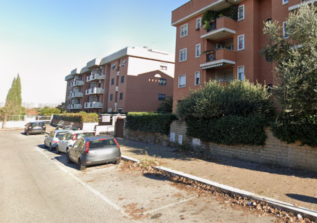 Foto PORTA DI ROMA BILOCALE CON BALCONE E POSTO AUTO