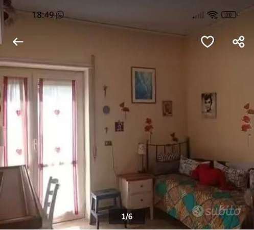 Foto Portici, stanza singola per donne