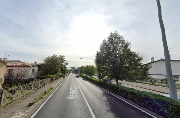 Foto PORTOGRUARO - SPLENDIDO QUADRILOCALE CON GIARDINO