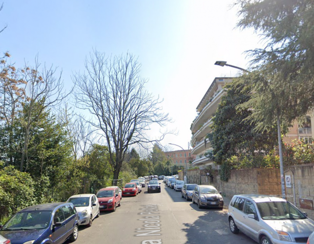 Foto PORTUENSE MONOLOCALE CON BALCONE