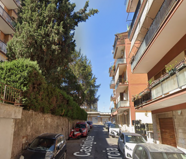Foto PORTUENSE MONOLOCALE CON TERRAZZO PRIVATO