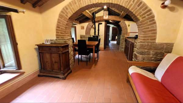 Foto Porzione di casa in affitto a Castel Del Rio