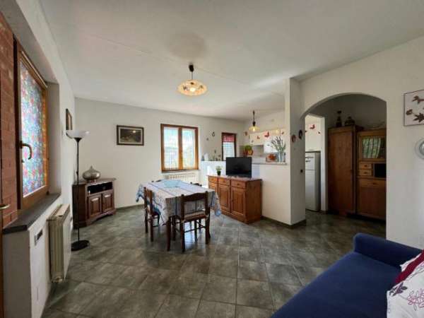 Foto Porzione di casa in affitto a Cinquale - Montignoso 65 mq  Rif: 1268187