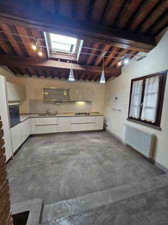 Foto Porzione di casa in affitto a Collesalvetti 115 mq  Rif: 1364273
