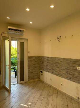 Foto Porzione di casa in affitto a Marina di Carrara - Carrara 70 mq  Rif: 1335314
