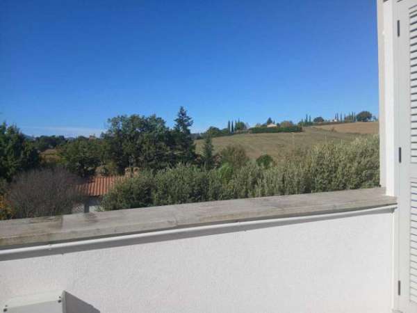 Foto Porzione di casa in affitto a Montecastrilli