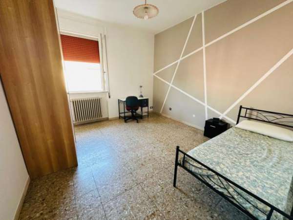 Foto Porzione di casa in affitto a Ravenna