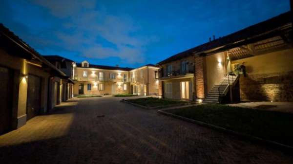 Foto Porzione di casa in affitto a Torino