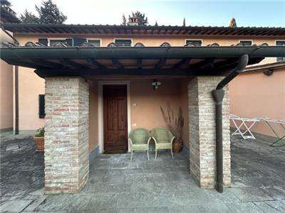 Foto PORZIONE DI COLONICA - MONTELUPO FIORENTINO