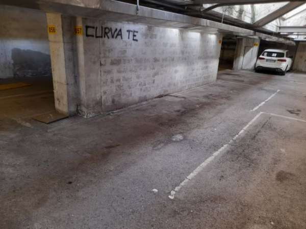 Foto Posto auto in affitto a Mantova centro in garage condominiale, mq 12