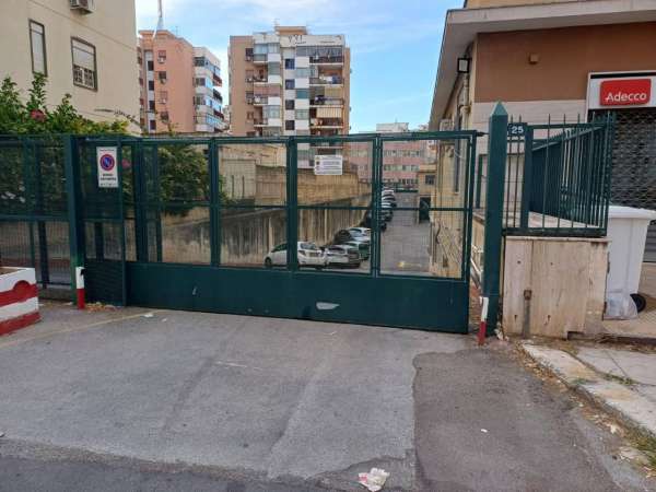 Foto Posto auto in affitto a Palermo