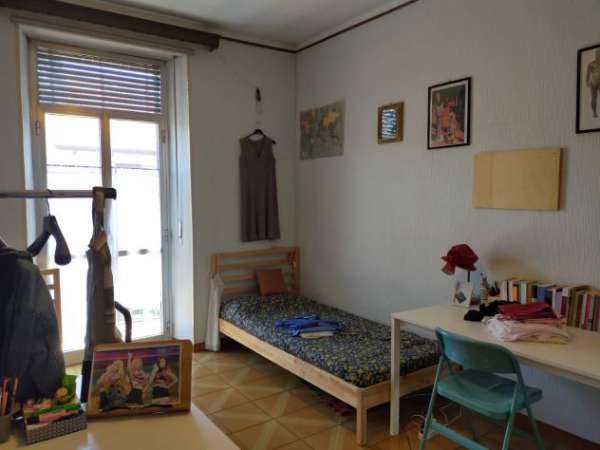 Foto Posto in DOPPIA per STUDENTESSA spese INCLUSE