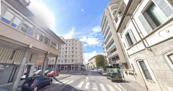 Foto POSTO LETTO A SEREGNO LIBERO DA SUBITO VICINO ALLA STAZIONE FS