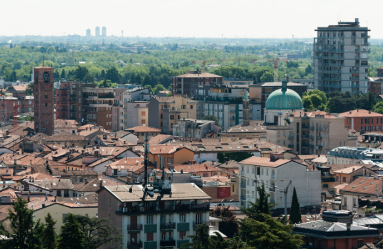 Foto POSTO LETTO A SEREGNO LIBERO DA SUBITO VICINO ALLA STAZIONE FS