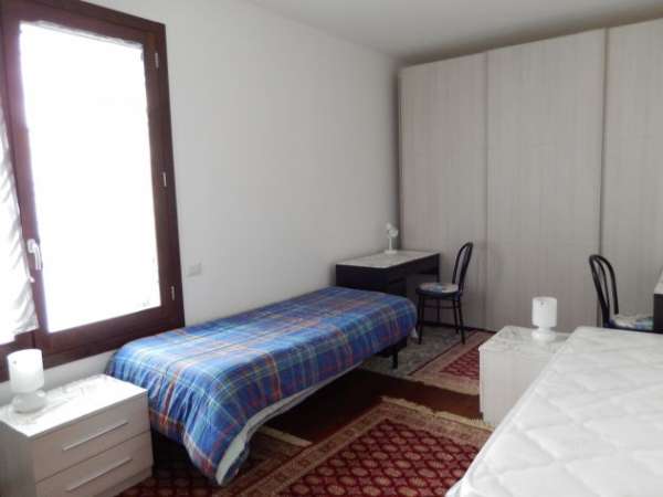 Foto Posto letto in camera doppia x ragazza zona Bicocca universit , MM5 Ponale