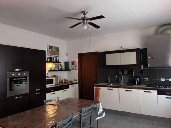 Foto POSTO LETTO IN DOPPIA A MILANO, DERGANO MM3