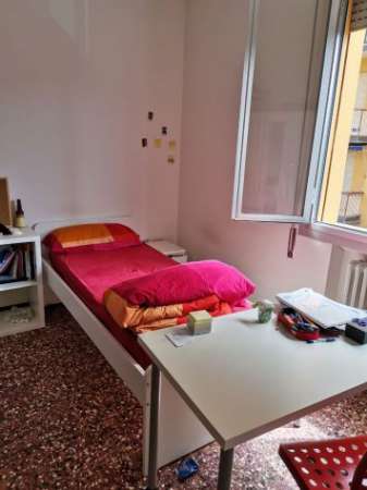 Foto Posto letto in doppia zona Mazzini