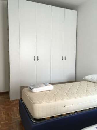 Foto POSTO LETTO IN DOPPIA ZONA UNIVERSITA'
