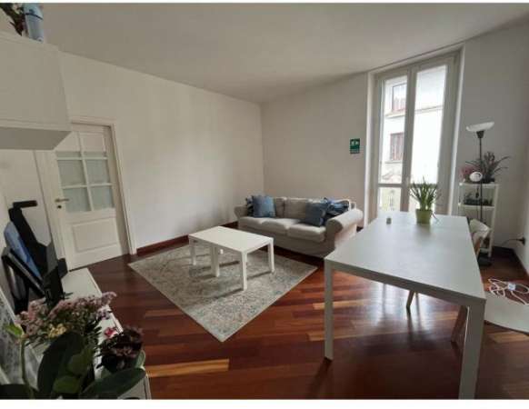 Foto POSTO LETTO in stanza doppia per STUDENTESSE