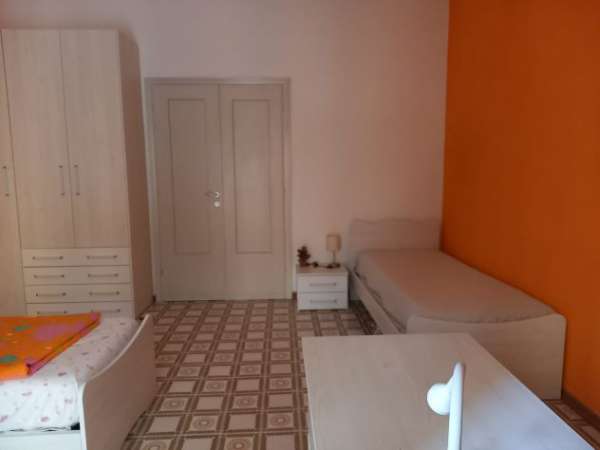 Foto Posto letto per studenti universitari