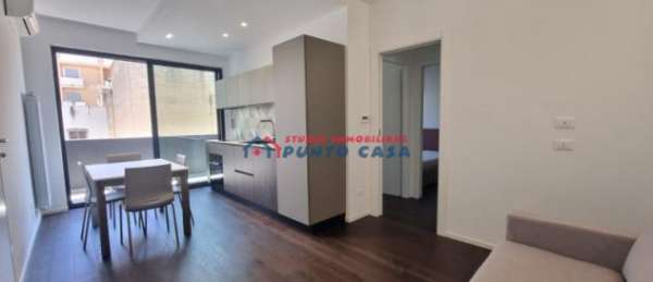 Foto PRESSI VIA MARCONI  Bilocale arredato al 2p. c/a, mq 55 ca. con p.auto. Nuova costruzione. Euro 600 CL A1