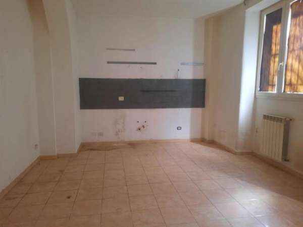 Foto Pressi XX Settembre affittasi Laboratorio