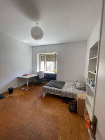 Foto Privato Affitta a Studente Camera Singola Vicino Economia-Via Arnaldo da Brescia