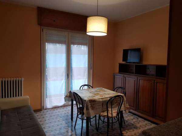 Foto Privato affitta appartamento in villa