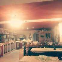 Foto pub birreria pronto all'apertura