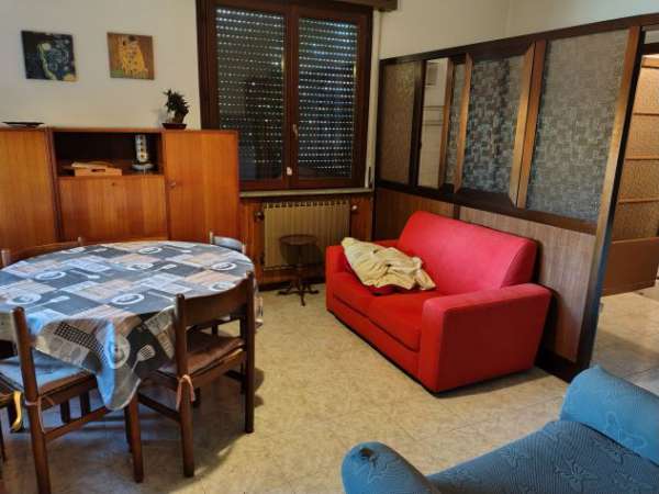 Foto Quadrilocale arredato