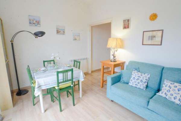 Foto Quadrilocale in affitto a Albissola Marina