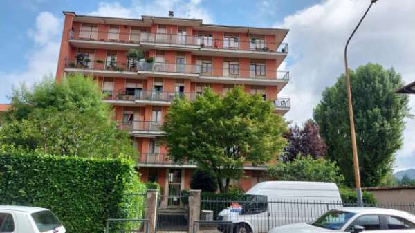Foto Quadrilocale in affitto a Biella