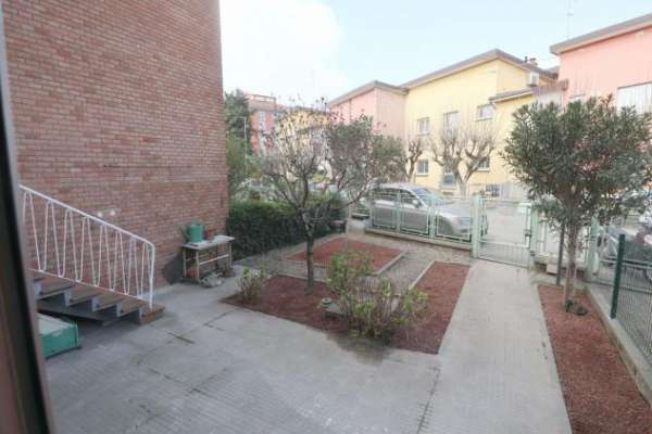 Foto Quadrilocale in affitto a Bologna, Fiera - S. Donato