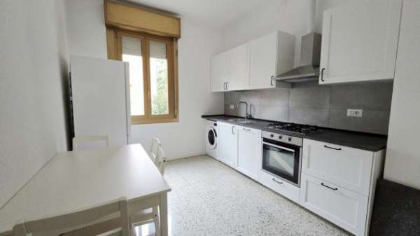 Foto Quadrilocale in affitto a Bologna