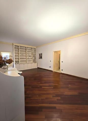 Foto Quadrilocale in affitto a Brescia