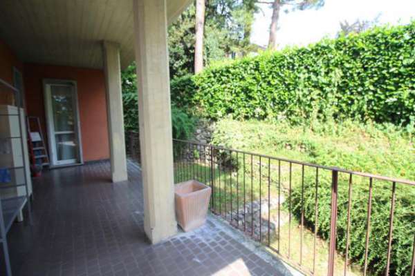Foto Quadrilocale in affitto a Lecco